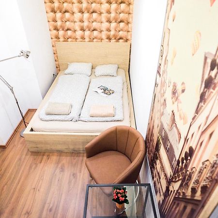 D.Five Stylish Studio At Parliament Apartamento Budapeste Exterior foto